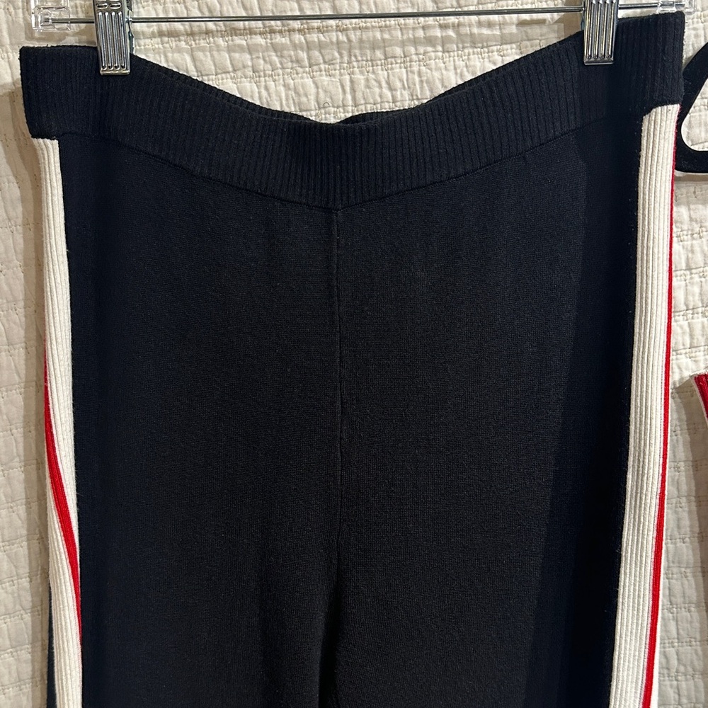House of Harlow 1960 Black Two-Piece Set With White and Red Side Stripe Size S - Picture 6 of 7